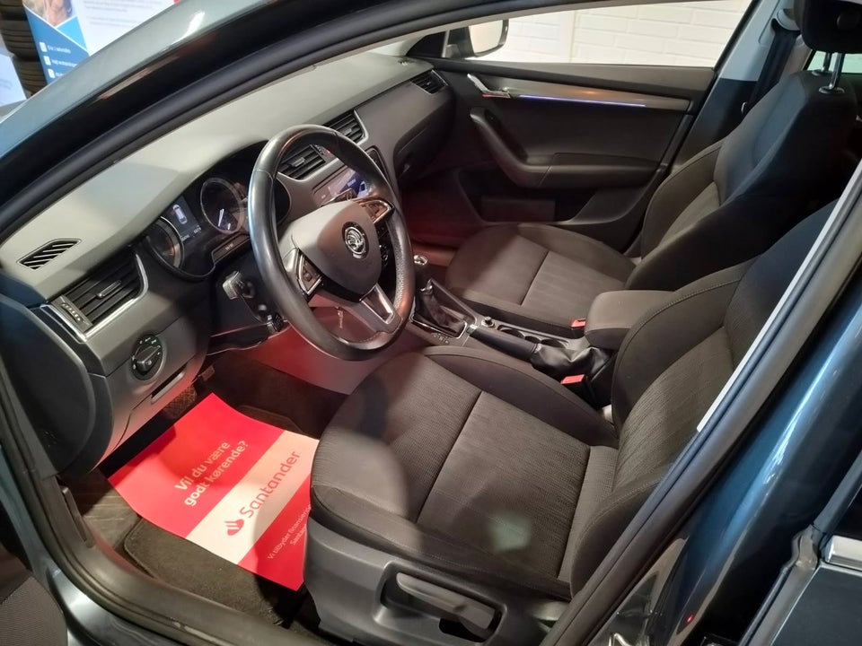 Skoda Octavia 2,0 TDi 150 Business Line Combi DSG 5d