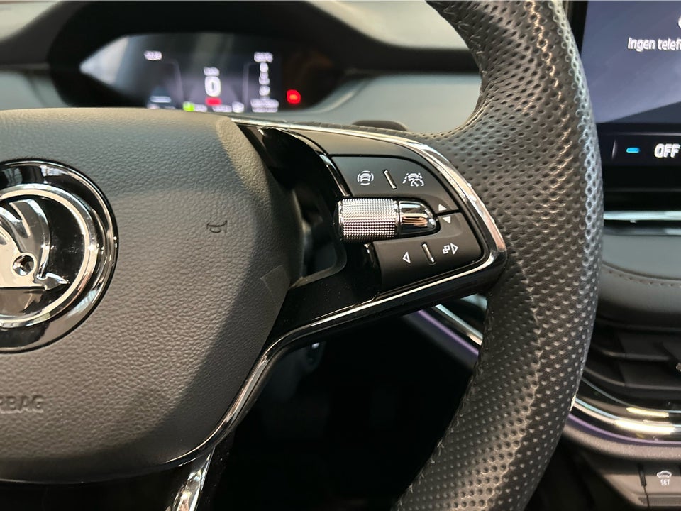 Skoda Enyaq 80 iV Suite 5d