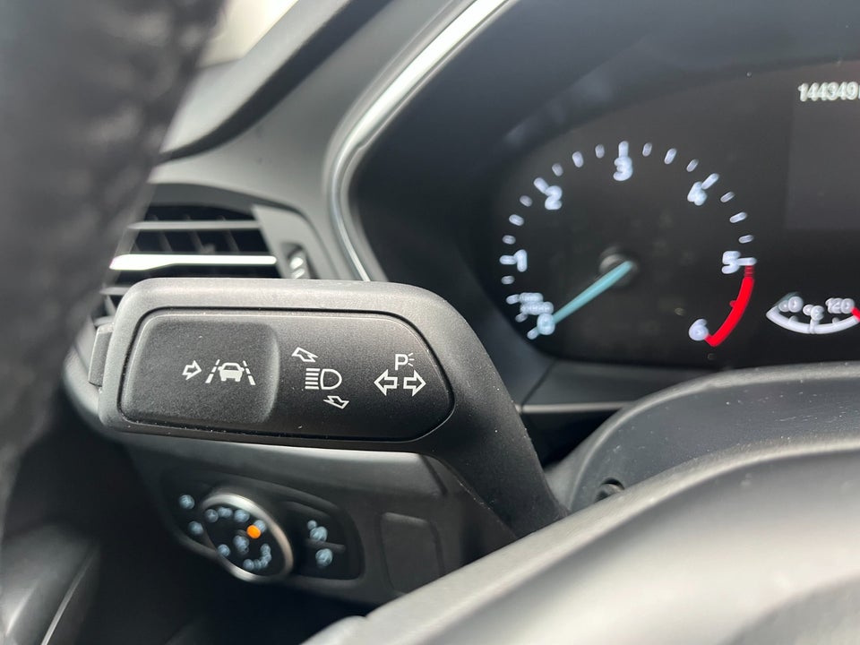 Ford Focus 1,5 EcoBlue Titanium 5d