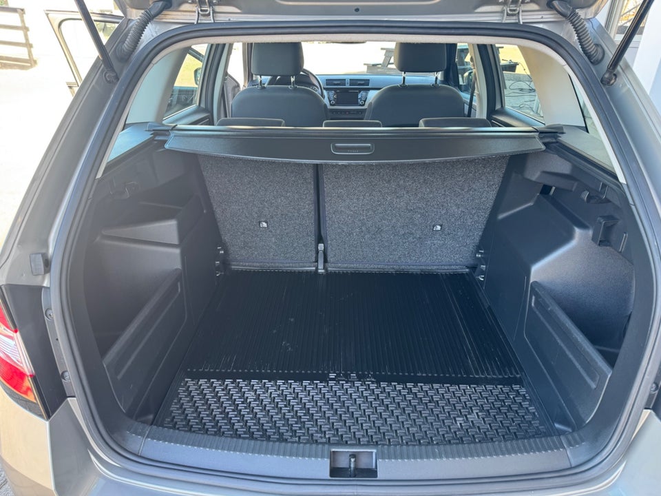 Skoda Fabia 1,2 TSi 110 Ambition Combi DSG 5d