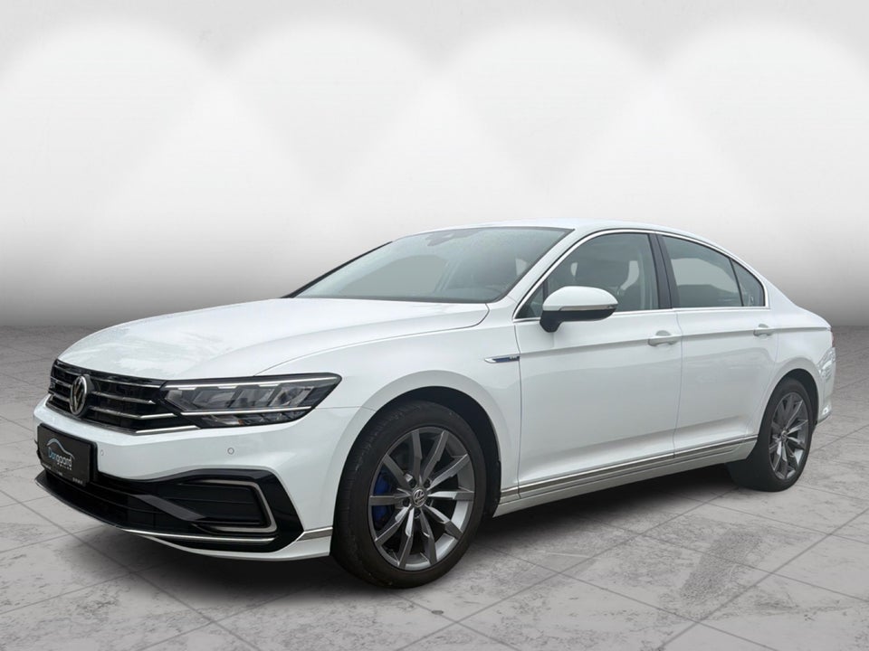 VW Passat 1,4 GTE+ DSG 4d