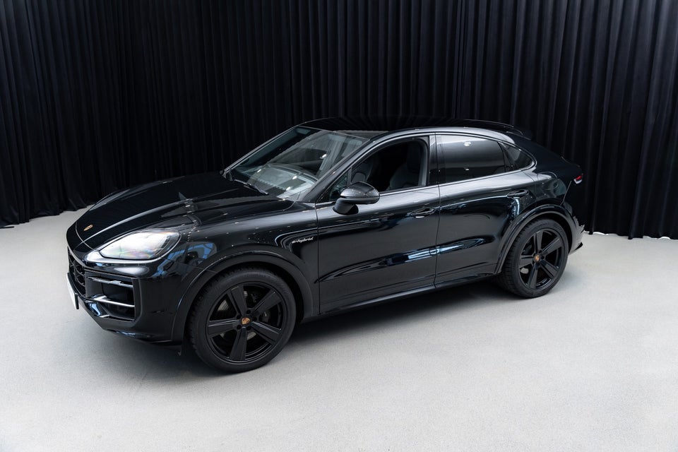 Porsche Cayenne 3,0 E-Hybrid Coupé Tiptr. 5d