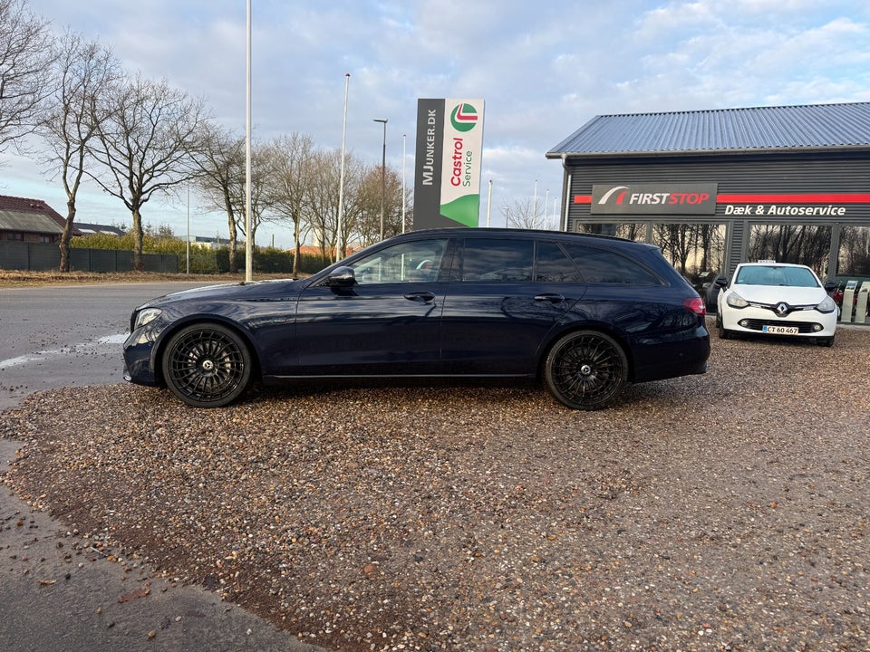 Mercedes E300 de 2,0 AMG Line stc. aut. 5d