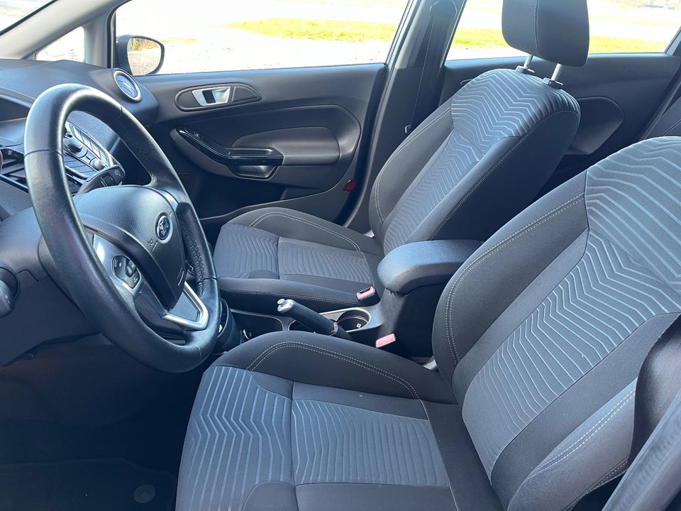 Ford Fiesta 1,0 65 Titanium 5d