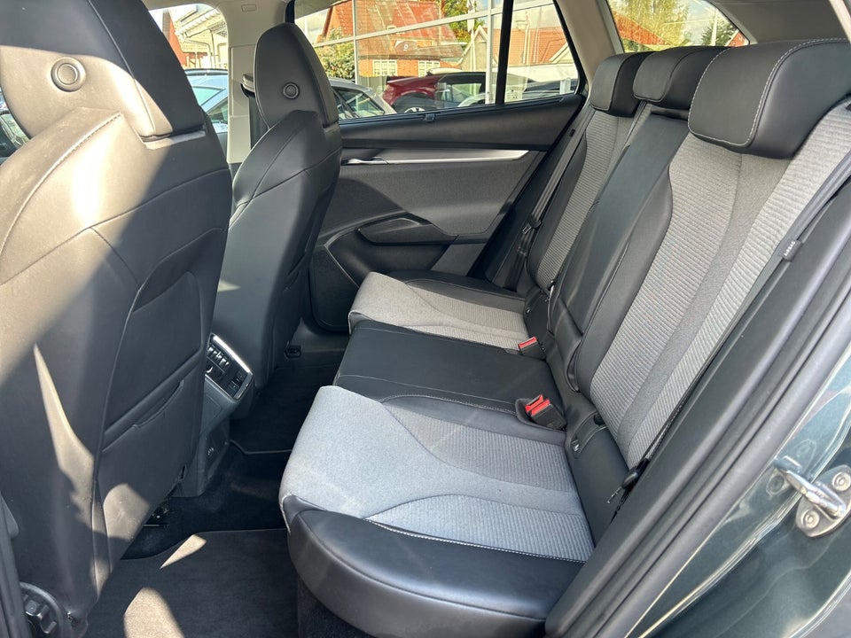 Skoda Enyaq 80 iV Loft 5d