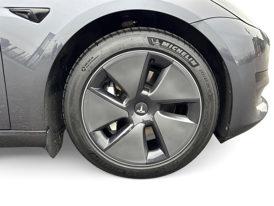 Tesla Model 3 RWD 4d