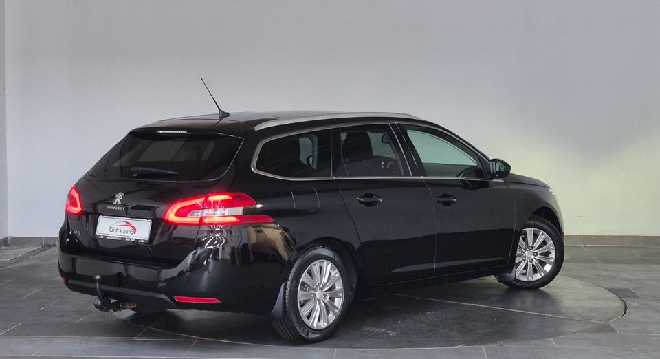 Peugeot 308 1,6 BlueHDi 120 Allure Sky SW EAT6 5d