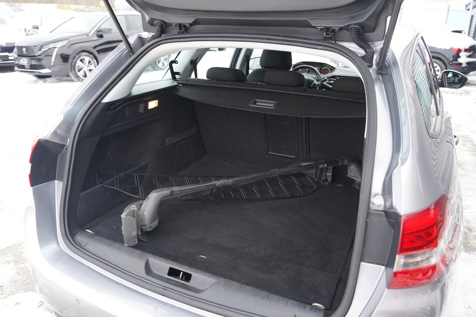 Peugeot 308 1,6 HDi 92 Active SW 5d