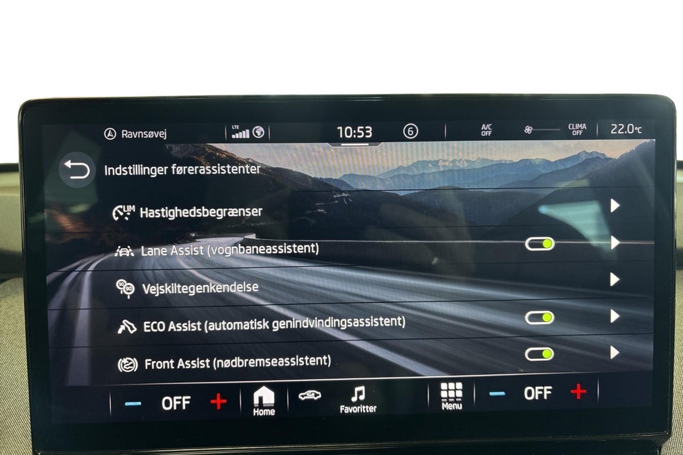 Skoda Enyaq 60 iV Loft 5d