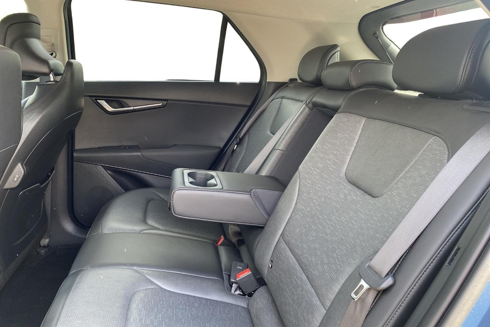 Kia Niro 64 EV Premium 5d
