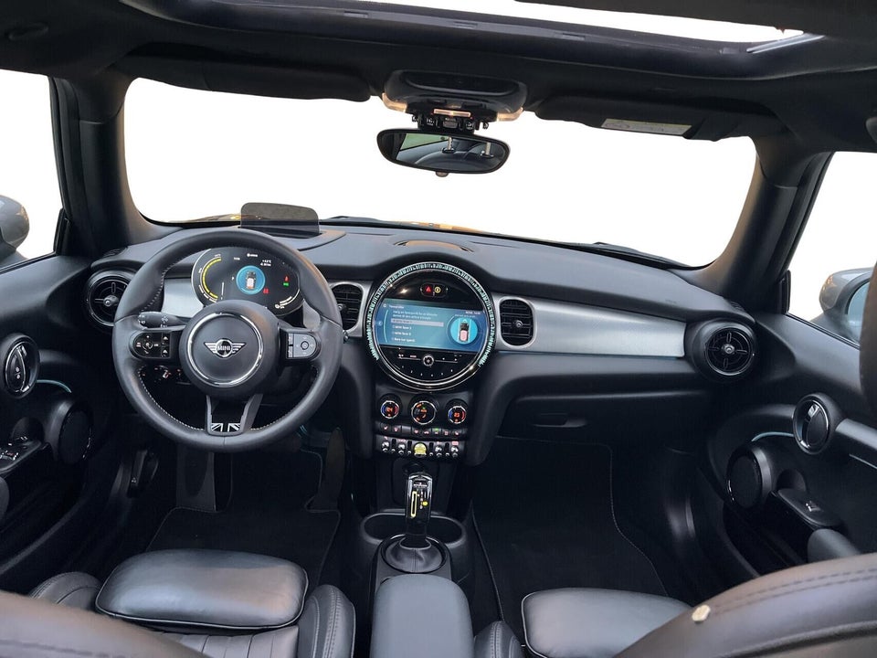 MINI Cooper SE Younique Trim 3d