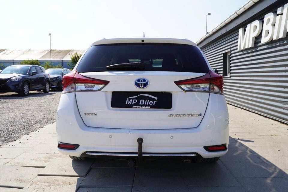 Toyota Auris 1,8 Hybrid H2 Comfort Touring Sports CVT 5d