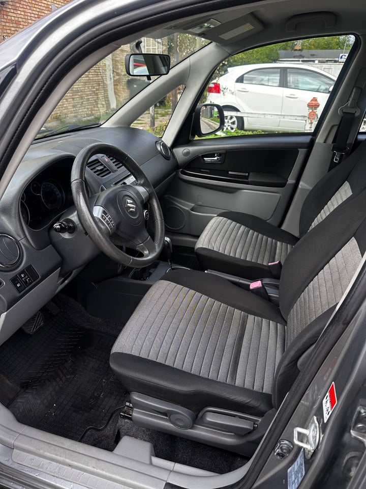Suzuki SX4 1,6 CombiBack GLX aut. 5d
