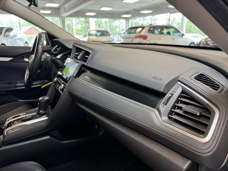 Honda Civic 1,5 VTEC Turbo Elegance CVT 4d
