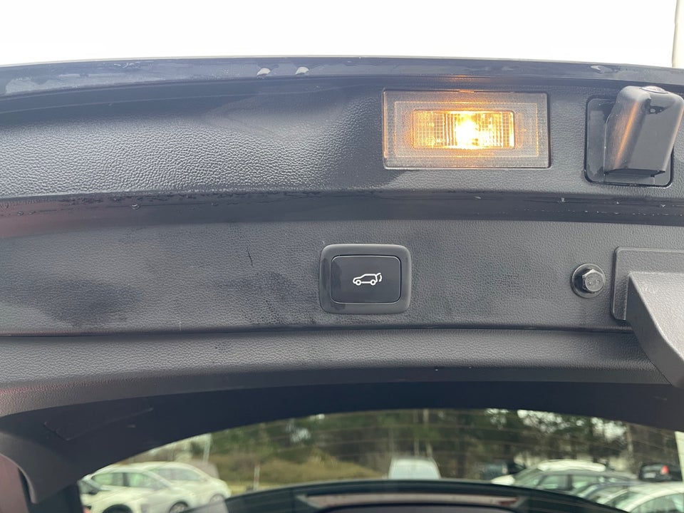 MG Marvel R Luxury 5d