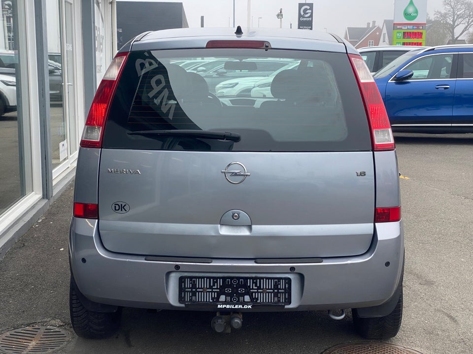 Opel Meriva 1,6 8V Enjoy 5d