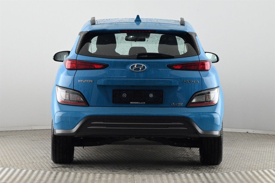 Hyundai Kona 64 EV Essential 5d