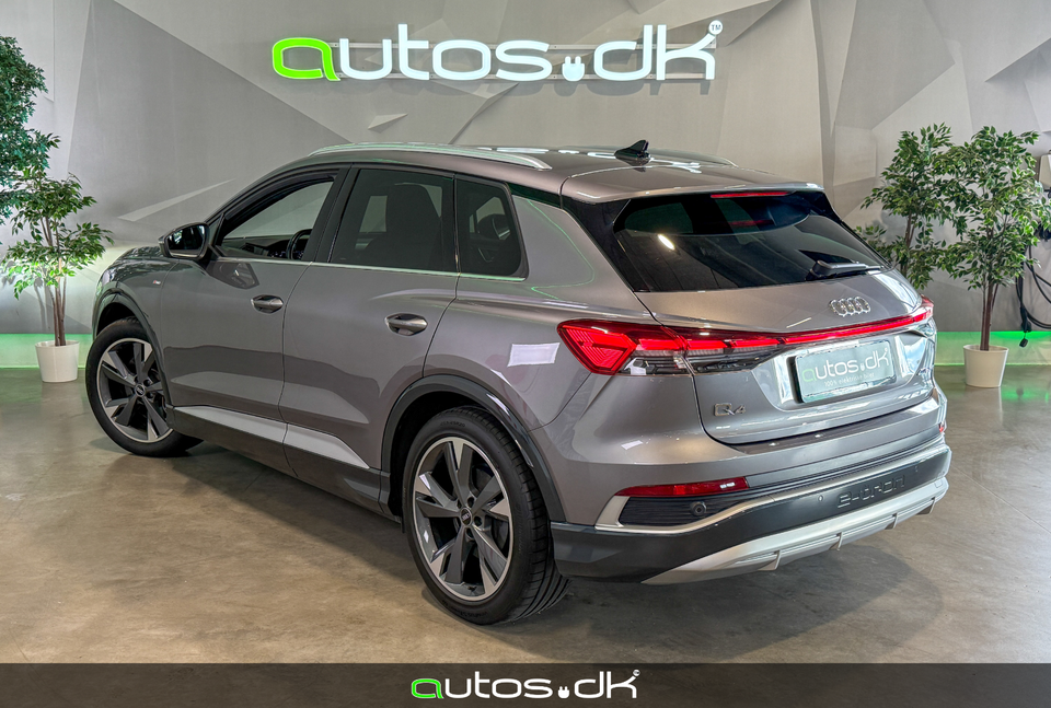 Audi Q4 e-tron 40 S-line 5d