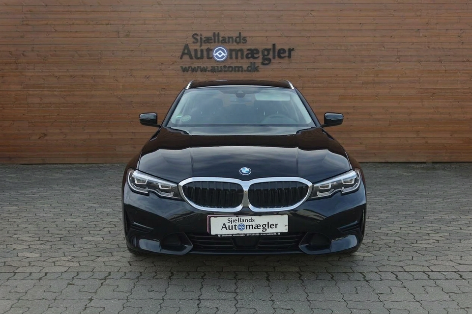 BMW 330e 2,0 Touring Sport Line aut. 5d