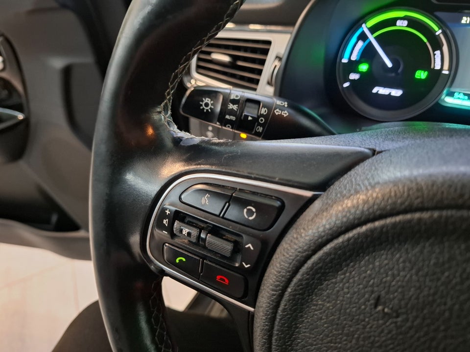 Kia Niro 1,6 PHEV Advance DCT 5d
