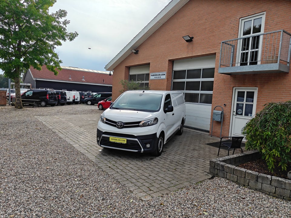 Toyota ProAce 2,0 D 120 Long Comfort 5d
