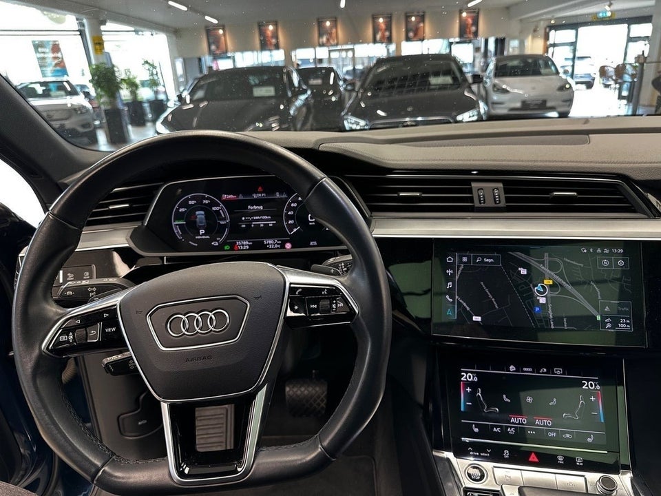 Audi e-tron 55 Advanced quattro 5d