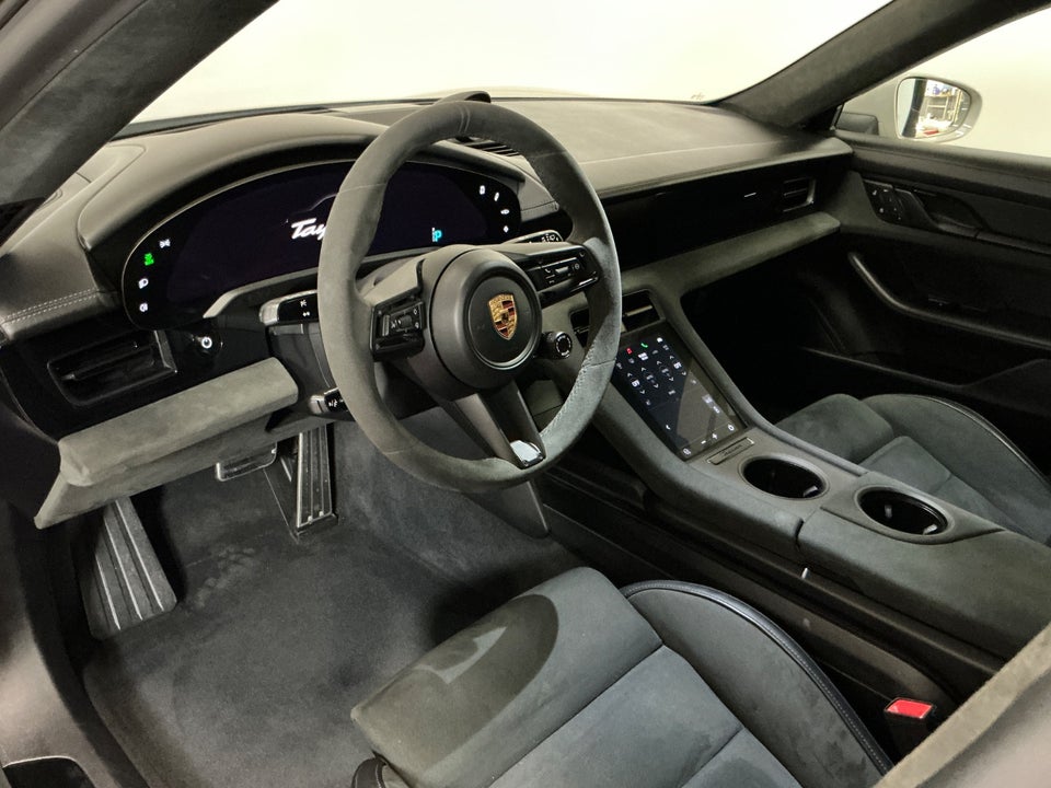 Porsche Taycan GTS Performance+ Sport Turismo 5d