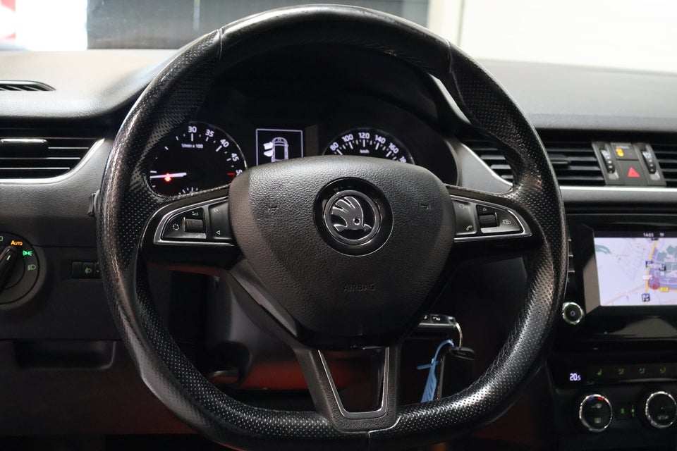 Skoda Octavia 1,6 TDi 105 Ambition Combi DSG 5d