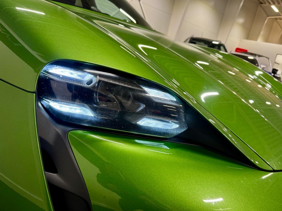 Porsche Taycan 4S Performance+ Cross Turismo 5d