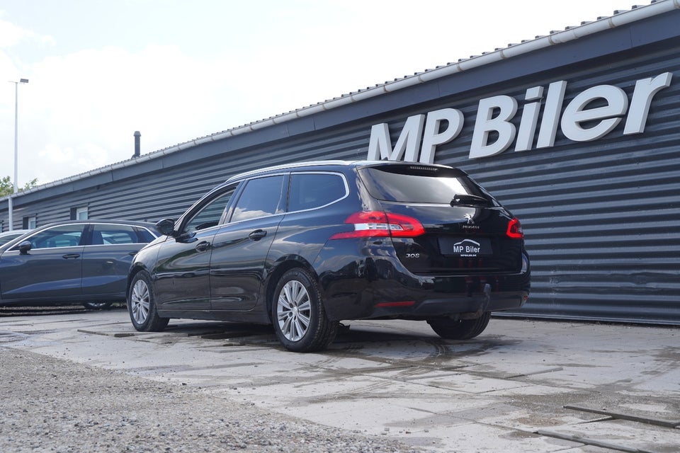 Peugeot 308 1,5 BlueHDi 130 Allure+ Sky SW 5d