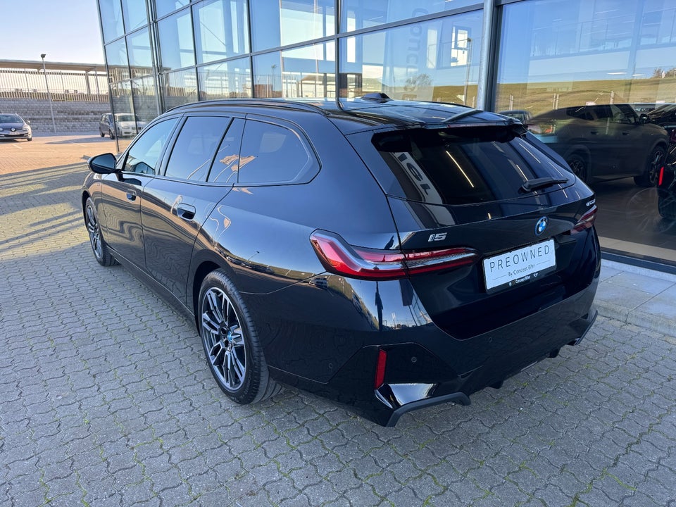 BMW i5 eDrive40 Touring M-Sport 5d