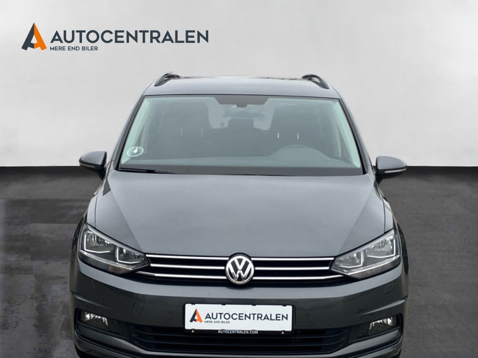 VW Touran 1,6 TDi 115 Comfortline Connect DSG 7prs 5d