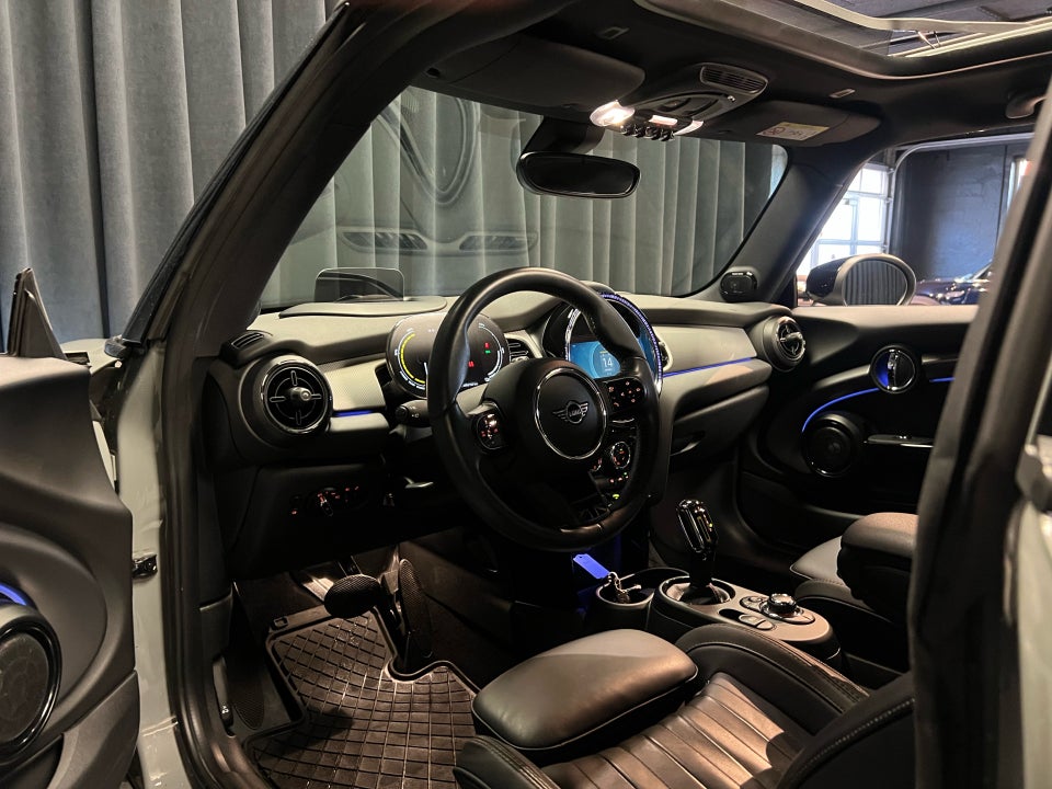 MINI Cooper SE Yours Trim 3d