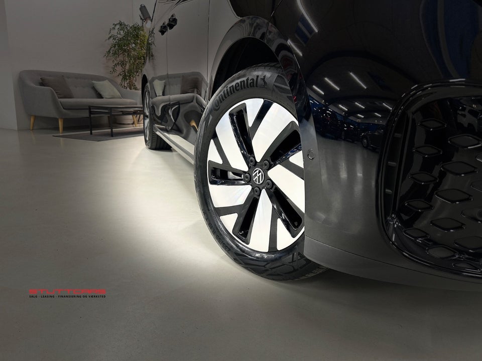 VW ID.Buzz 77 Pro SWB 5d