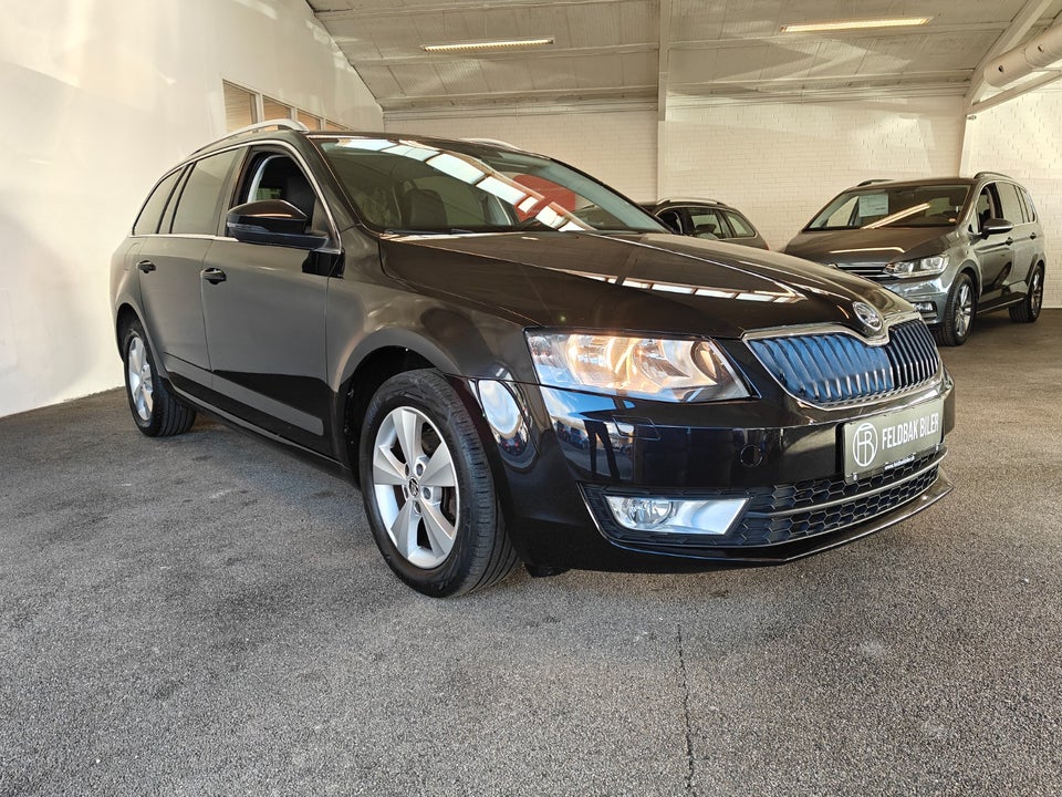 Skoda Octavia 1,4 TSi 140 Elegance Combi 5d