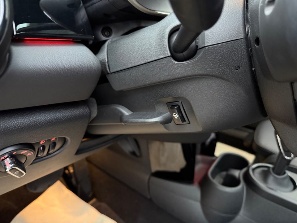 MINI Cooper SE Classic 3d