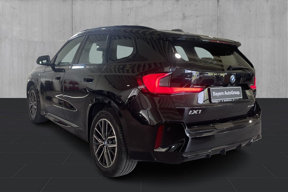 BMW iX1 xDrive30 M-Sport 5d