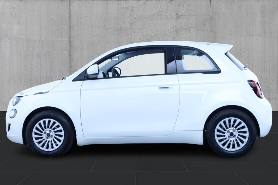 Fiat 500e 24 Action 3d