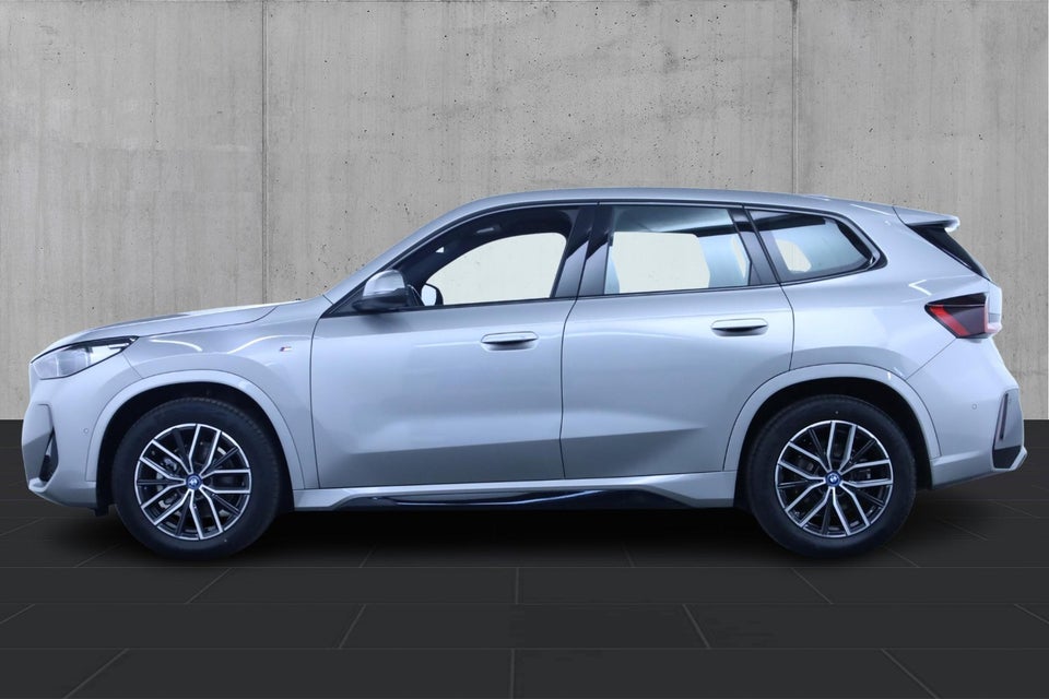 BMW iX1 eDrive20 M-Sport 5d