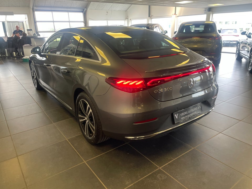 Mercedes EQE300 Electric Art 4d