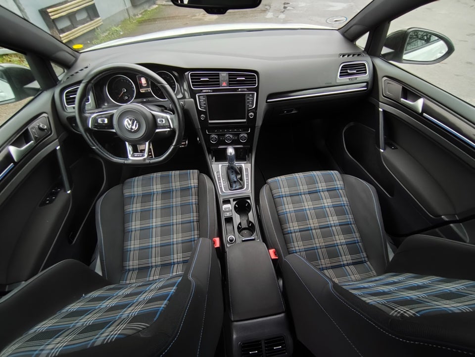 VW Golf VII 1,4 GTE DSG 5d