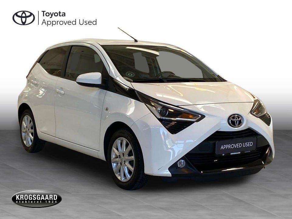 Toyota Aygo 1,0 VVT-i x-press 5d