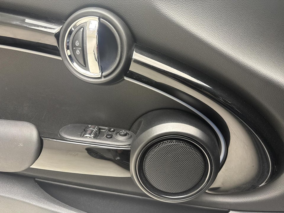 MINI Cooper SE Edition Premium Plus 3d