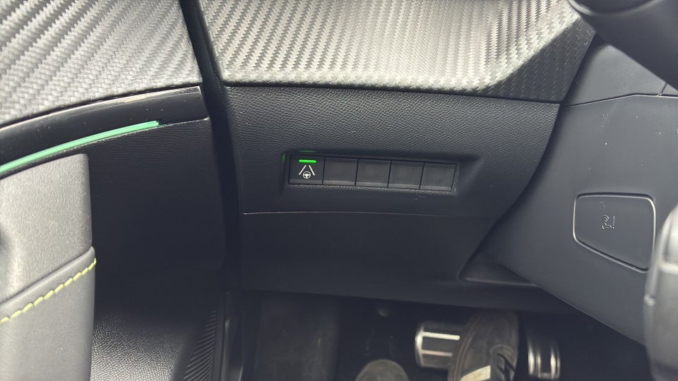 Peugeot e-2008 54 GT 5d