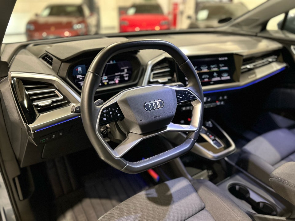 Audi Q4 e-tron 40 Advanced 5d