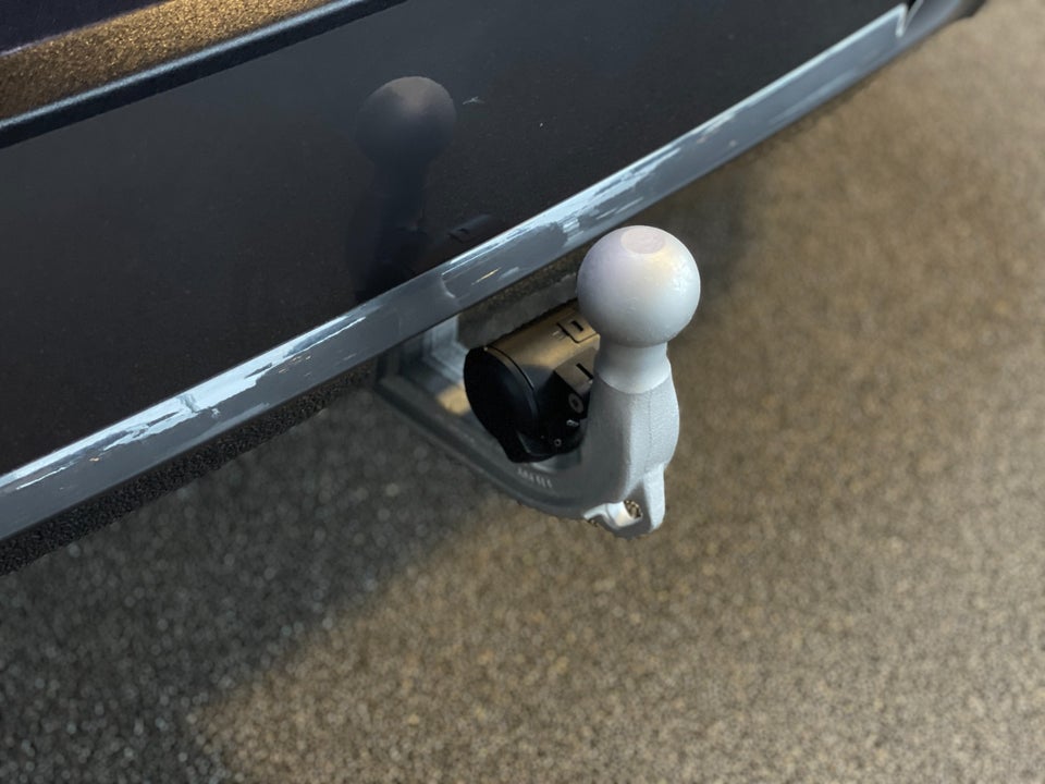 BMW 330e 2,0 Touring M-Sport aut. 5d