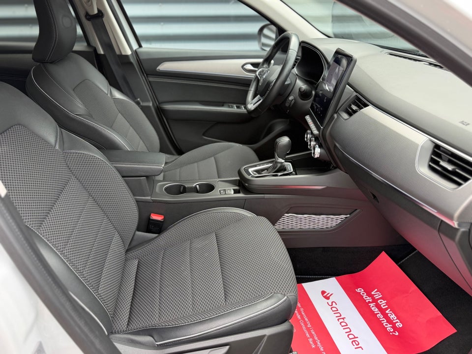 Renault Arkana 1,6 E-Tech Intens 5d