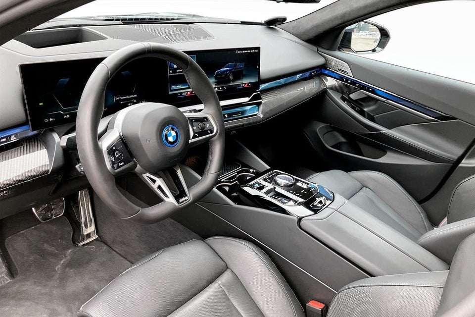 BMW i5 eDrive40 Touring Supercharged 5d