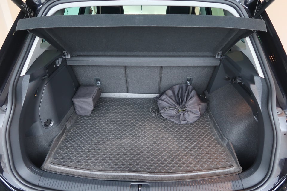 VW Tiguan 1,4 eHybrid Elegance DSG 5d