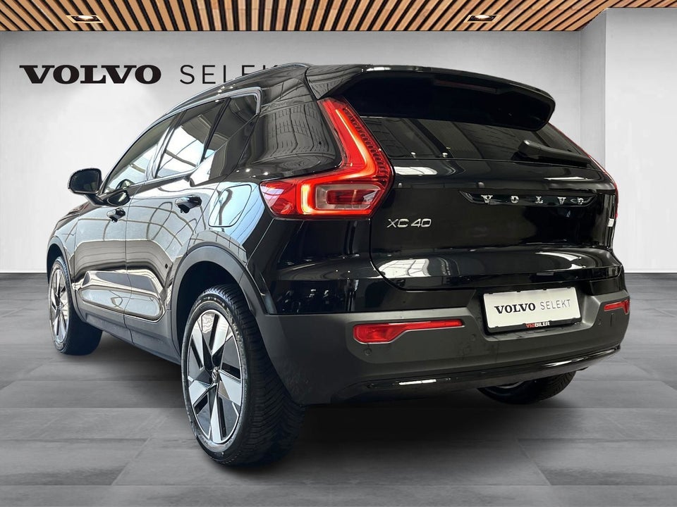 Volvo XC40 ReCharge Extended Range Plus 5d